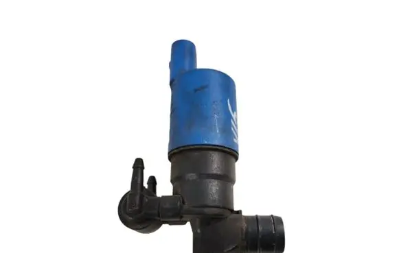 Volvo S60 Windscreen/windshield washer pump AV6113K082AA 31416483