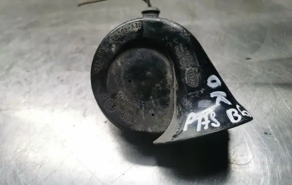 Volkswagen PASSAT B6 Horn signal