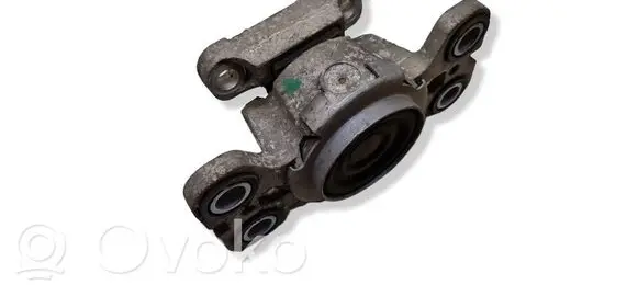 Volvo XC60 Engine mount bracket 8G9N7M121BA