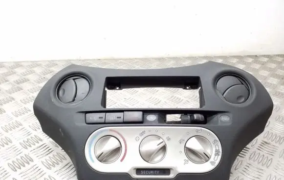 Toyota Yaris Climate control unit 758277