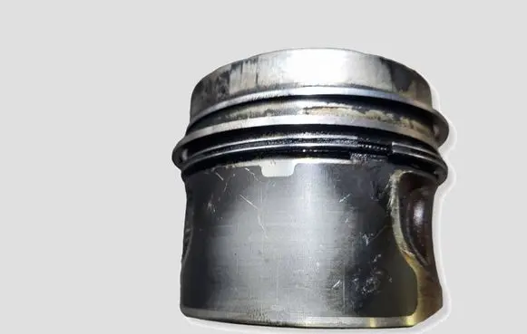 Volkswagen PASSAT CC Piston CBAB