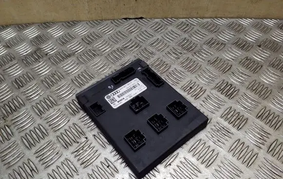 Audi Q5 SQ5 Comfort/convenience module 8K0907063P F005V00851