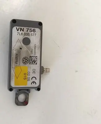 Volkswagen Touareg I Antenna control unit 7L6035577C