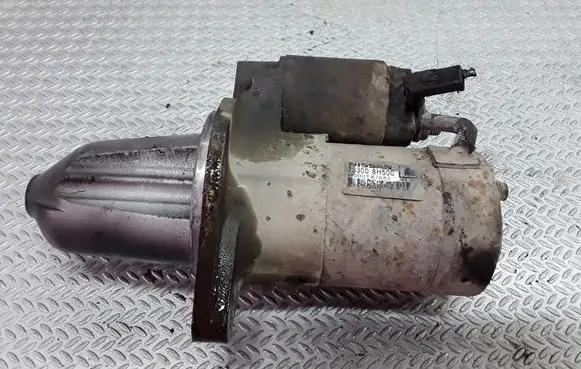 Nissan X-Trail T30 Starter motor 233008H500 M000T87081