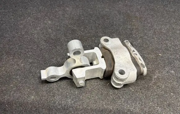 Ford Escape IV Gearbox mount PZ116P082 LX636P093CA PZ116P082FB
