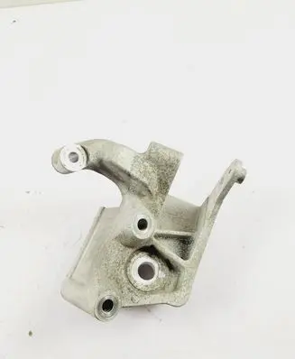 Volvo S90, V90 Engine mounting bracket 31430490