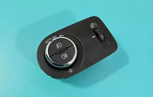 Opel Zafira C Light switch 39050760 IMPRK1608362