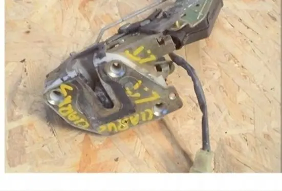 KIA Clarus Rear door lock