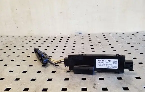 Volkswagen Golf VI Alarm movement detector/sensor 3C0951171C