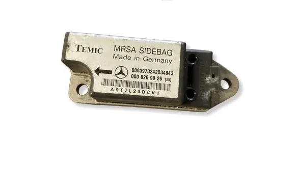 Mercedes-Benz E W210 Airbag deployment crash/impact sensor 0008209926