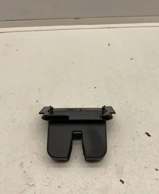 Audi Q4 Sportback e-tron Tailgate/boot lid lock trim 89E827520