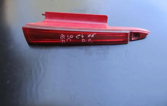 Citroen C4 I Picasso Rear tail light reflector 9655863780