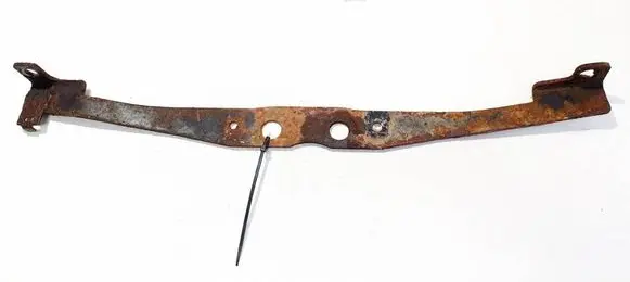 Citroen C5 Engine mounting bracket 