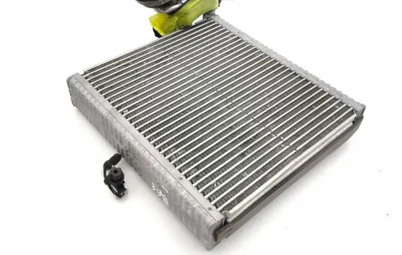 KIA Niro Air conditioning (A/C) radiator (interior)
