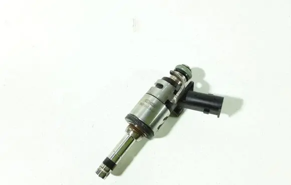 KIA Xceed Fuel injector 3531003HC0 9041080012 31001351