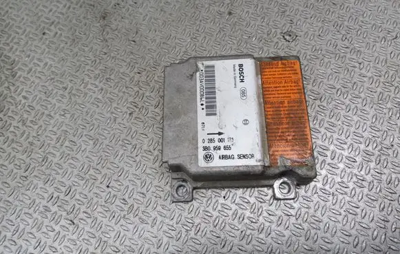 Volkswagen PASSAT B5 Airbag control unit/module 3B0959655 0285001173