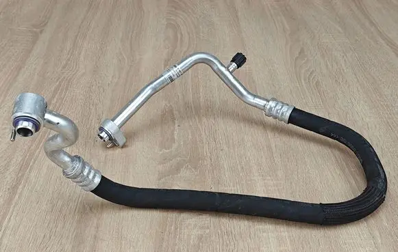 BMW 4 G22 G23 G24 G26 Air conditioning (A/C) pipe/hose 6841354