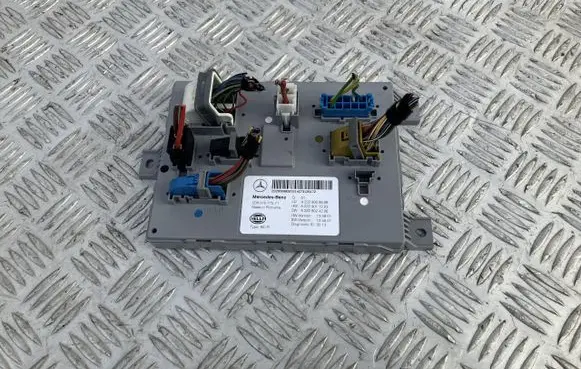 Mercedes-Benz C W205 SAM control unit A2229009808