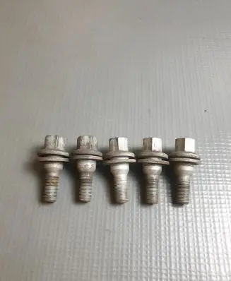 Peugeot Traveller Nuts/bolts 
