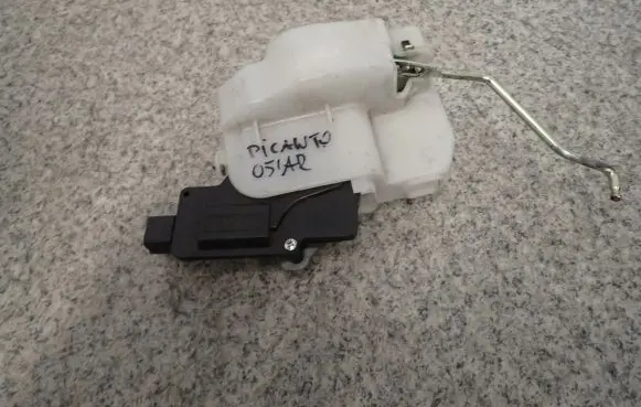 KIA Picanto Rear door lock