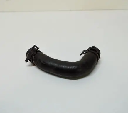 Volkswagen Touareg II Engine coolant pipe/hose 7L0121109