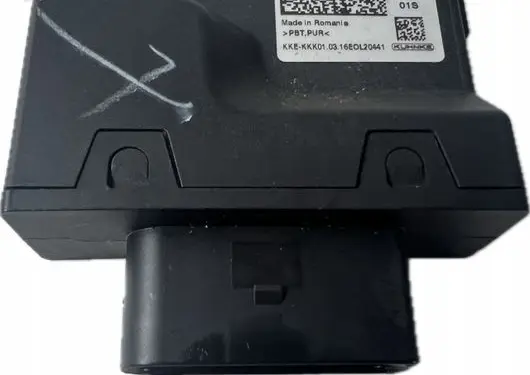 Audi A4 S4 B9 Fuel injection pump control unit/module 8W0906093C