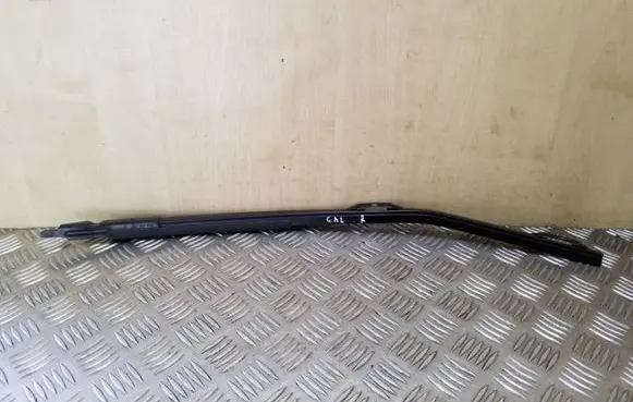 Volkswagen PASSAT B7 Rear door window/glass frame 3C9839065A