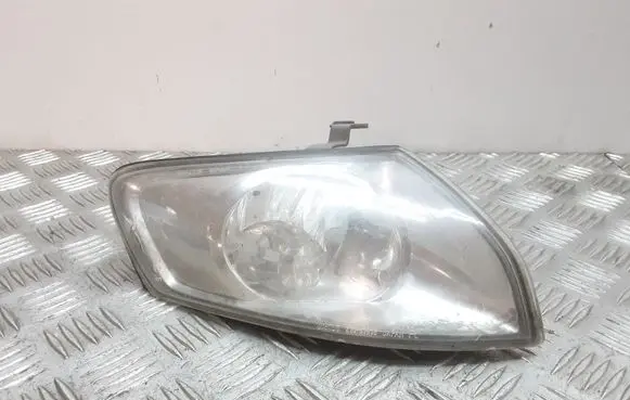Mazda 626 Front indicator light 21061918