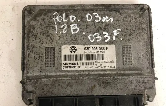 Volkswagen Polo Engine control unit/module 03D906033F 5WP4029802
