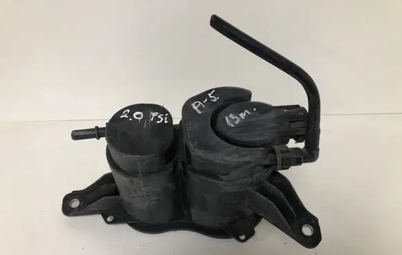 Active carbon filter fuel vapour canister