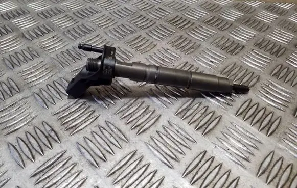 Mercedes-Benz ML W164 Fuel injector A6420701987 0445115076