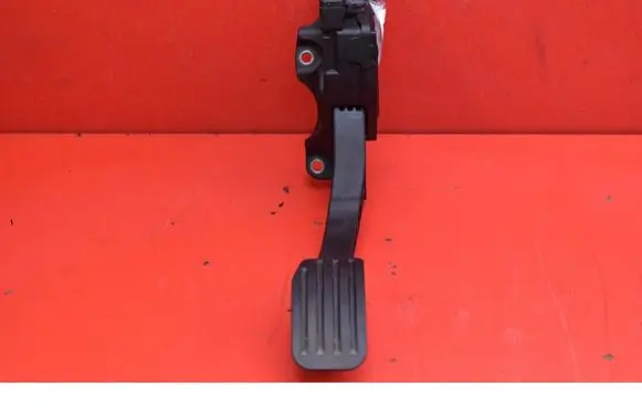 Ford Mondeo MK IV Accelerator throttle pedal 6G929F836RC