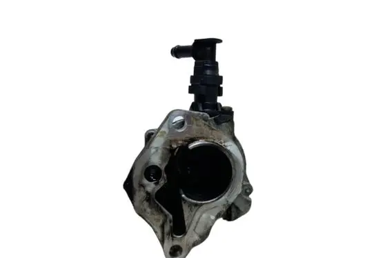 Nissan Qashqai Vacuum pump 006730302