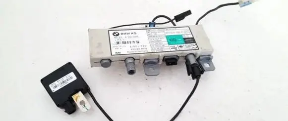 BMW 5 E39 Antenna control unit 65258380685 65.25-8380685