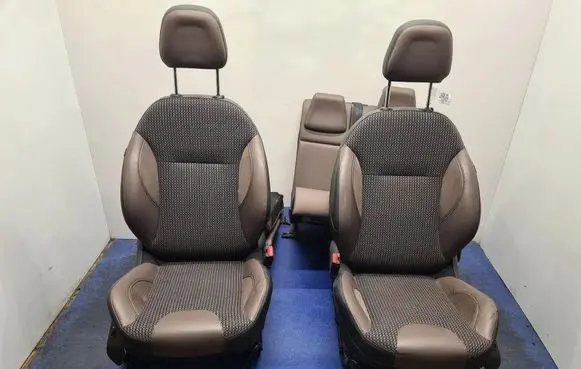 Peugeot 2008 I Seat set 
