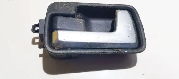 Land Rover Discovery 3 - LR3 Rear door interior handle fvc500136xxx fvc500156xxx
