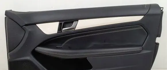Mercedes-Benz C W204 Front door card panel trim A2044400638