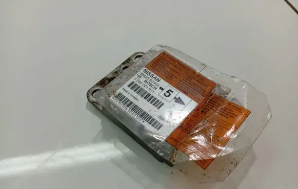 Nissan Note (E11) Airbag control unit/module 0285001911