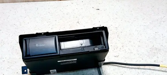 Volkswagen Touareg I CD/DVD changer 1J6035111