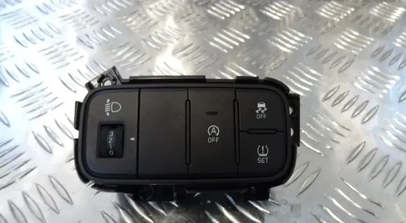 Hyundai i20 (BC3 BI3) Other switches/knobs/shifts 93700-Q0010