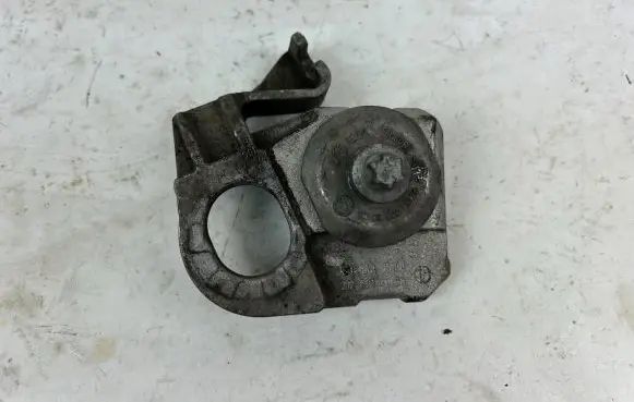 Mercedes-Benz E AMG W212 Other engine bay part A2125014020