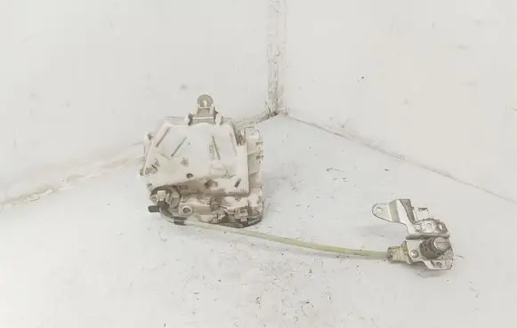 Honda FR-V Front door lock