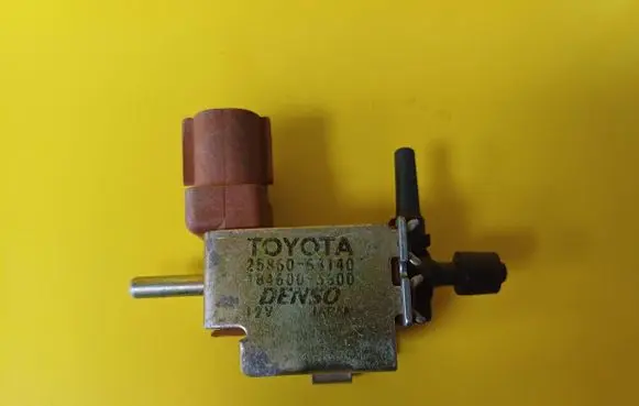 Toyota Corolla Verso E121 Turbo solenoid valve 2586064140 1846003600
