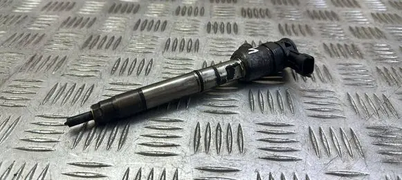 KIA Soul Fuel injector 338002A610 0445110589