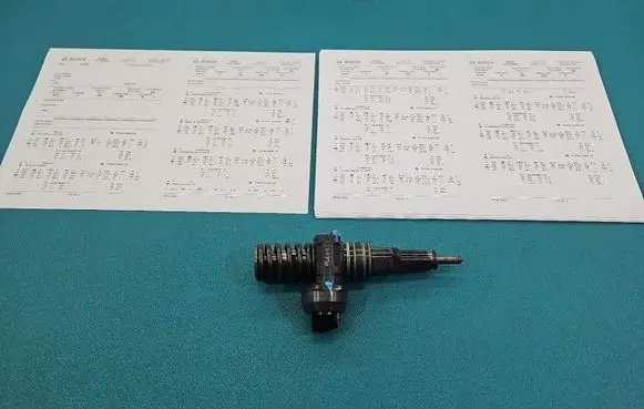 Volkswagen Golf Plus Fuel injector 0414720215 IMPRK1588958