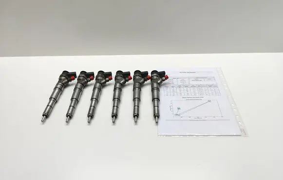 BMW 5 E60 E61 Fuel injectors set 7794435 0445110209 209