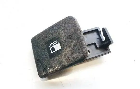 SsangYong Actyon Fuel tank opening switch 71140090001 71140-09000-1