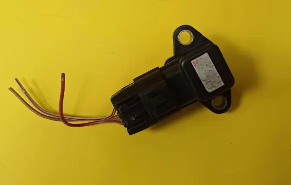 Suzuki Jimny Air pressure sensor E1T26571A