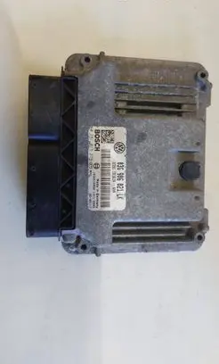 Seat Leon (1P) Engine control unit/module 03G906021LK 0281013279 1039S16958