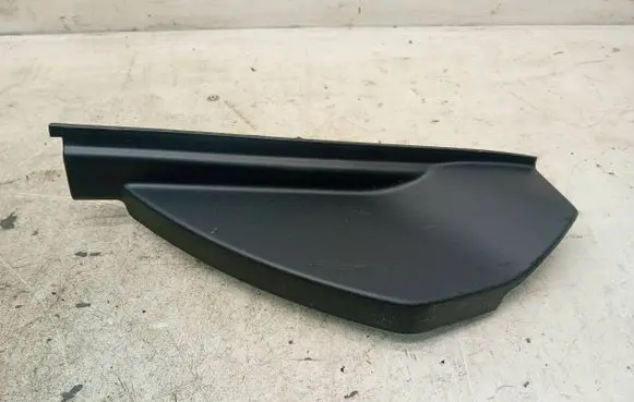 Mercedes-Benz GL X166 Dashboard side end trim A1666800307